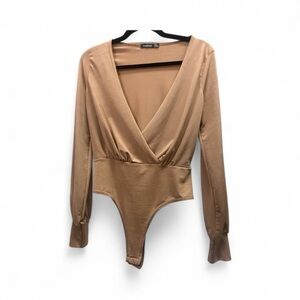 Boohoo Women’s Long-Sleeve Deep V-Neck Body Suit- Size 8